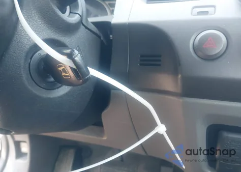 2008 Honda Civic Lx z USA, uszkodzony, nr VIN 1HGFA16528L077304